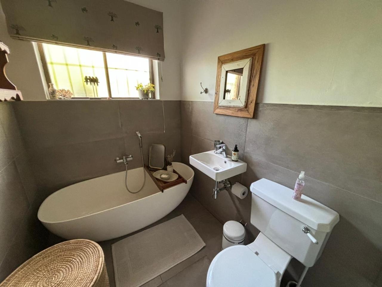 Stellenhaus Guest Cottage Стелленбос Экстерьер фото